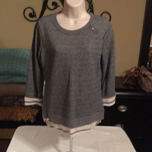 Max Jean’s size small Gray sweater